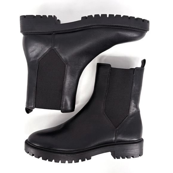 BANANA REPUBLIC | Lugg Sole Leather Chelsea Boots in Black | Sz 8.5 - Picture 9 of 14